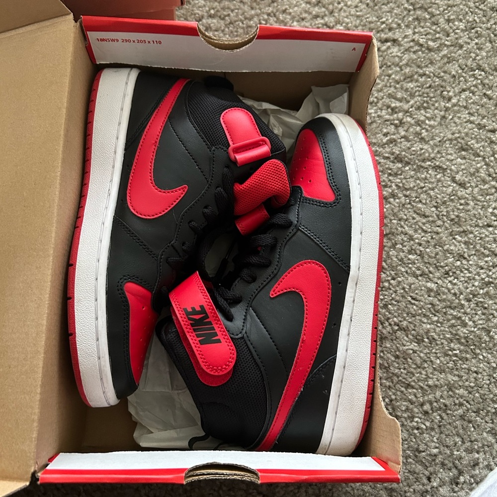 Nike Dunks red/black